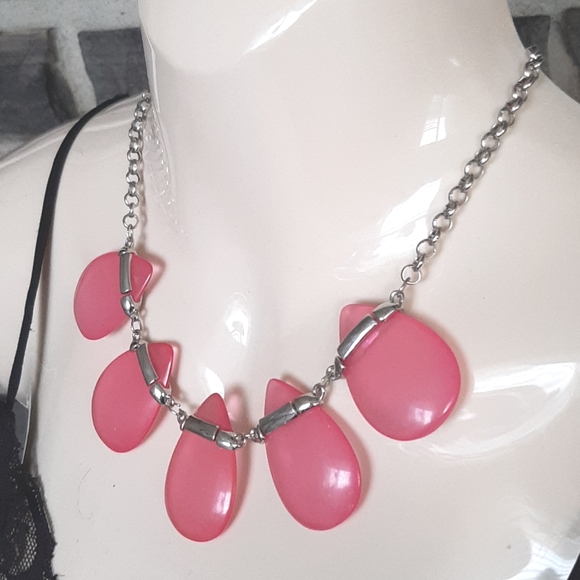 **3/$25** RETRO BARBIE Pink with Silver Tone Chain Necklace - GREAT CONDITION - Picture 1 of 4